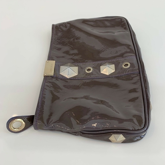 JIMMY CHOO PURPLE PATENT LEATHER GOLD TONE CLUTCH - Picture 6 of 8